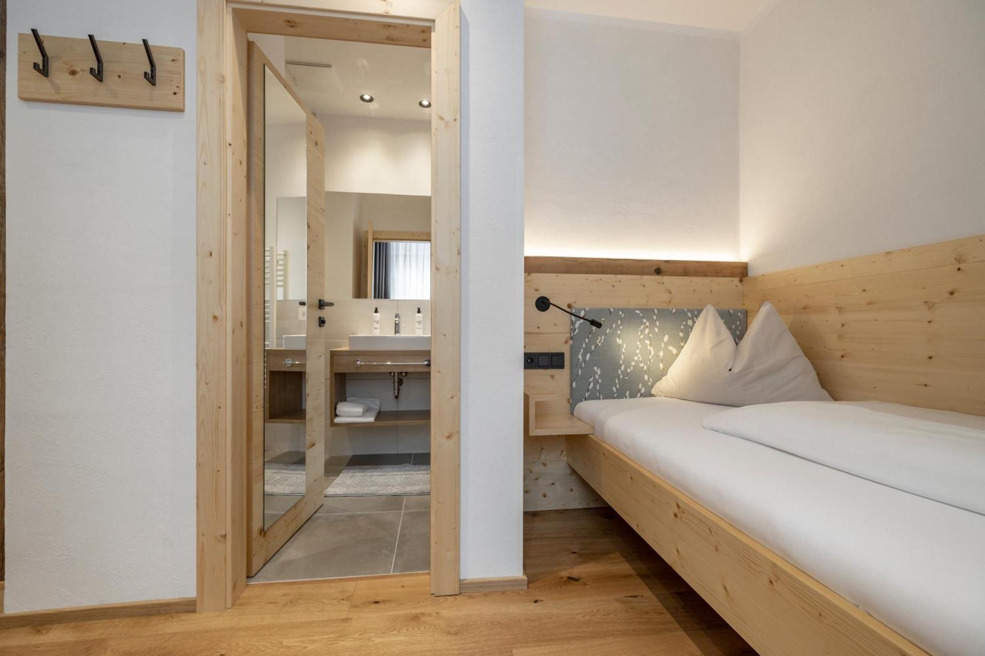 Hotel Winkler-Tuschnig Weissensee Kültér fotó